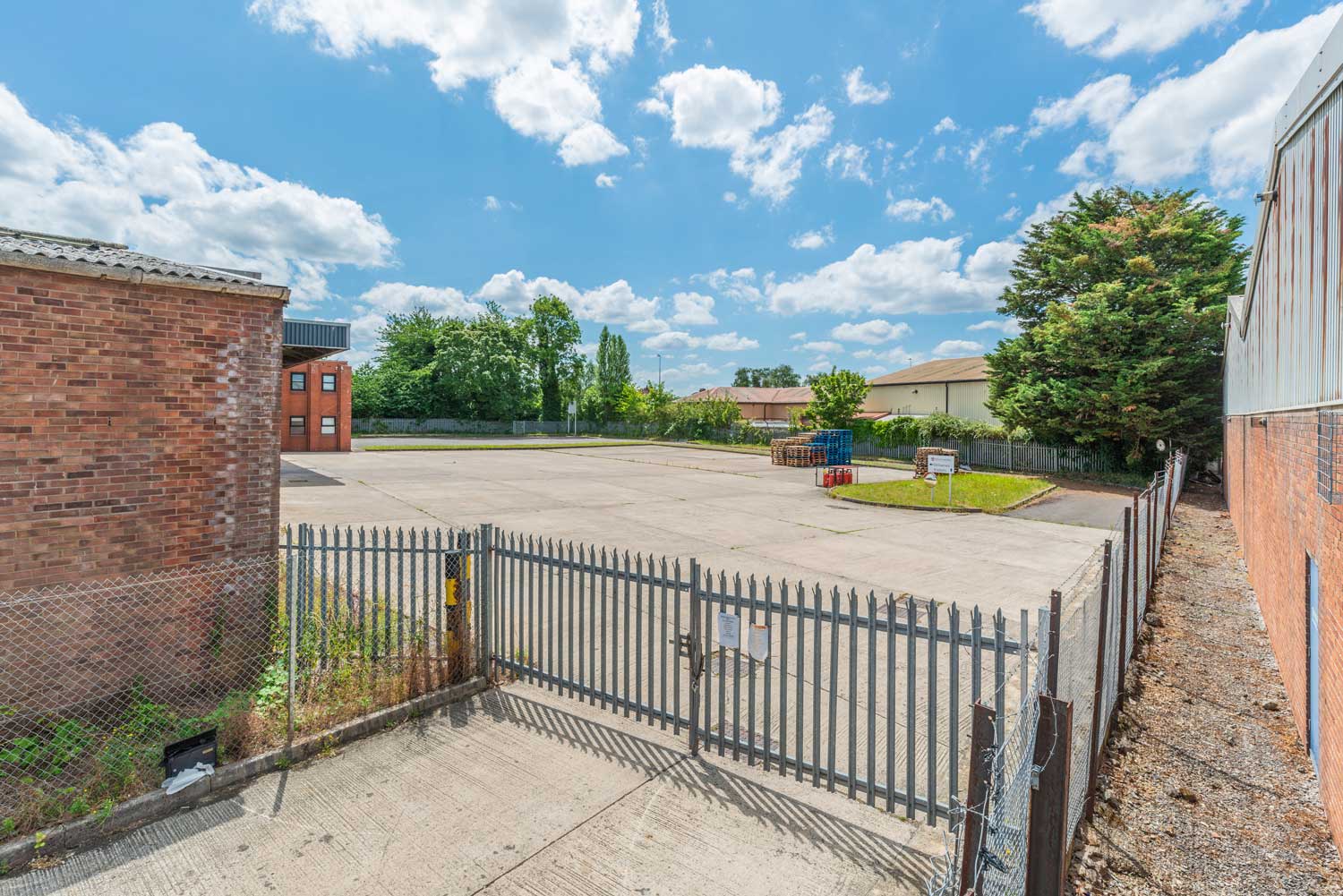 Unit X Stover Trading Estate Photo 4